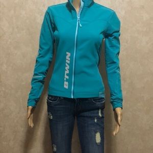 DECATHLON B,TWIN women’s bike jackets size XS